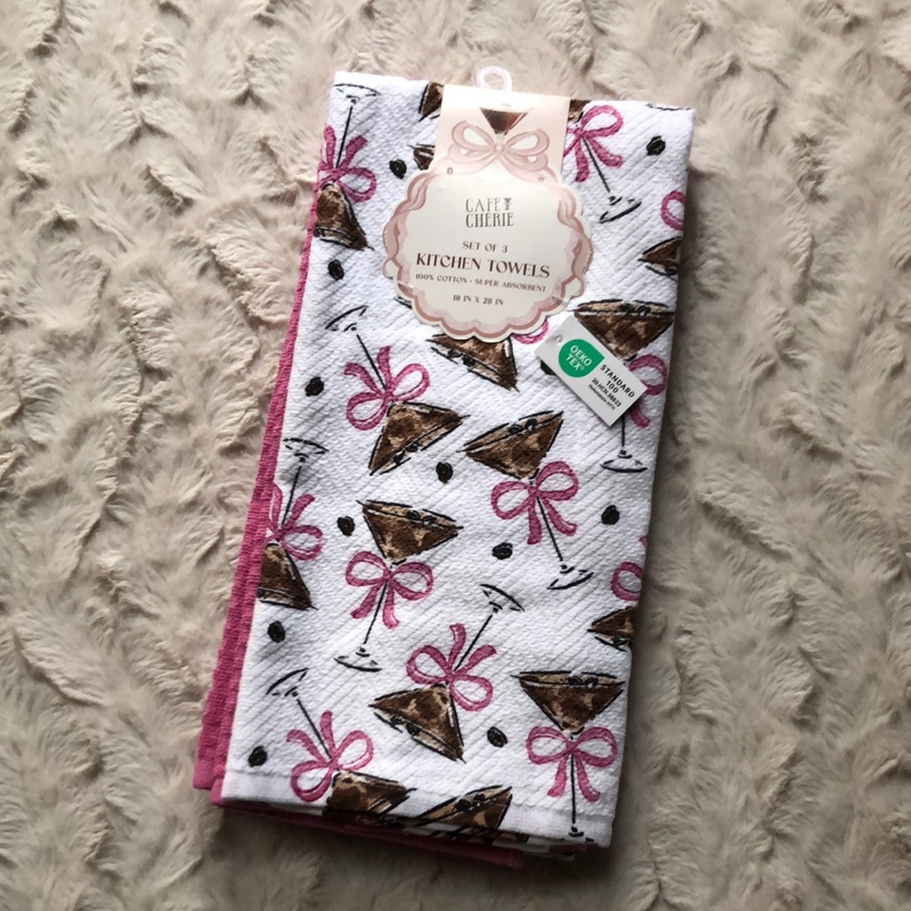 Kitchen Towels with Espresso Martini Glass and Bow Design